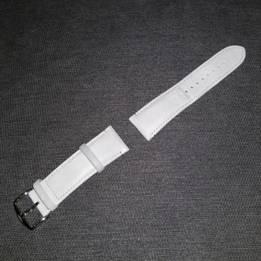 Light grey leather 22mm watch strap
